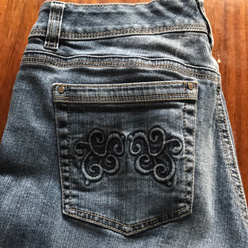 White House Black Market Cropped jeans - Picture 1 of 5